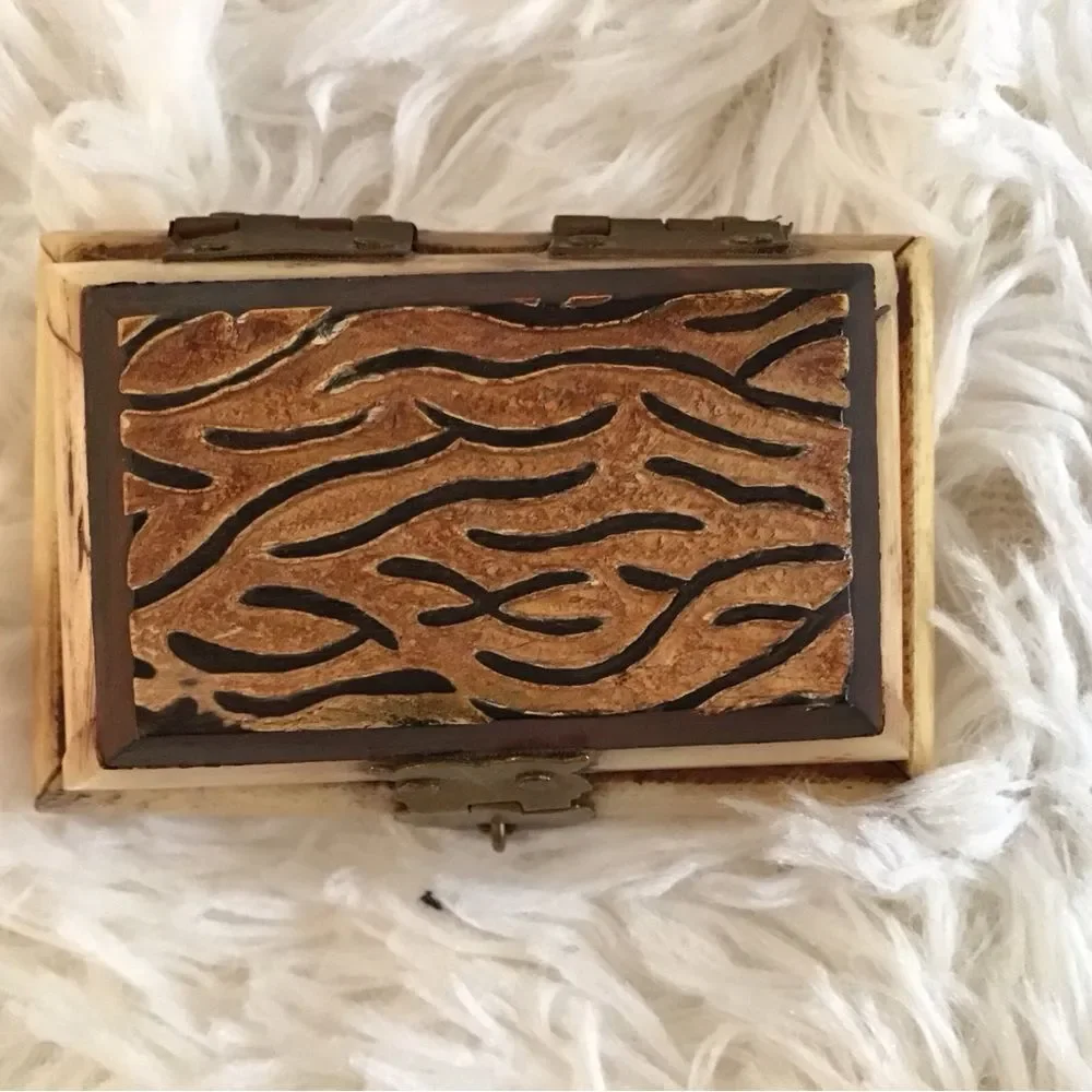 Handcrafted Trinket Box Camel Bone Brass Hinges Velvet Lined Carved Wood Top - Picture 5 of 7